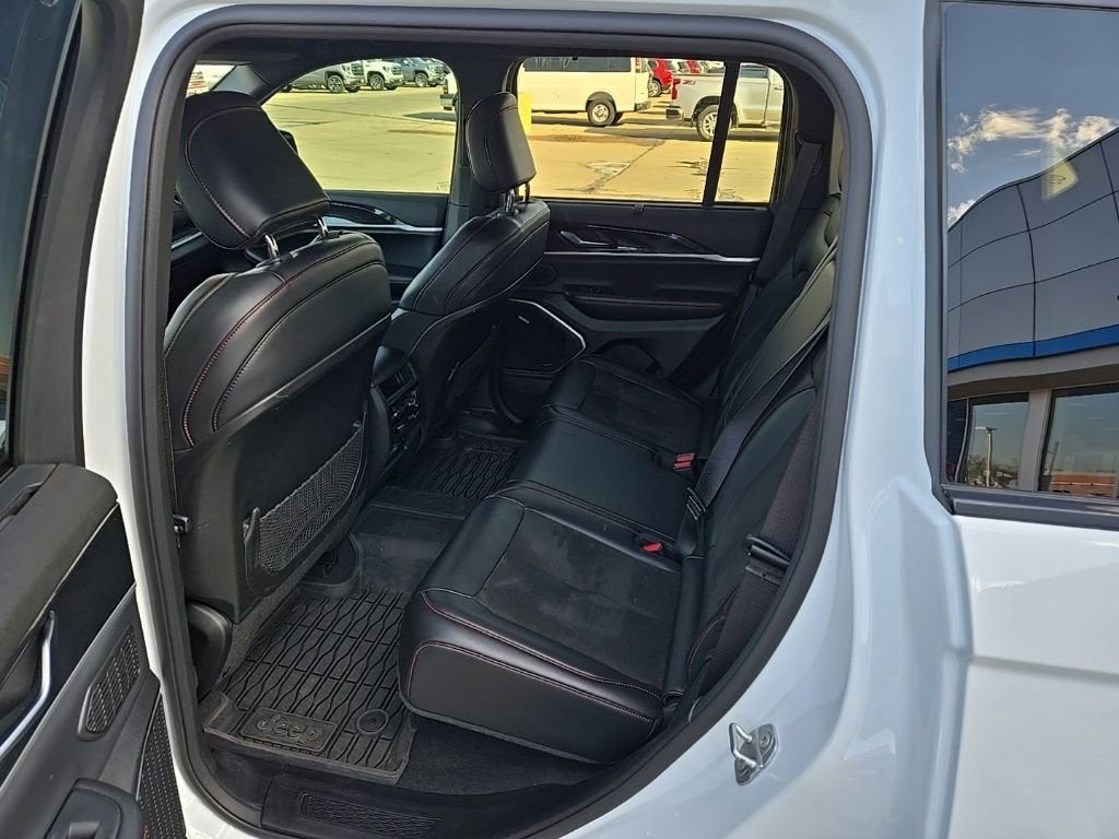 2022 Jeep Grand Cherokee Trailhawk