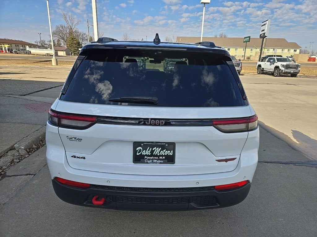 2022 Jeep Grand Cherokee Trailhawk