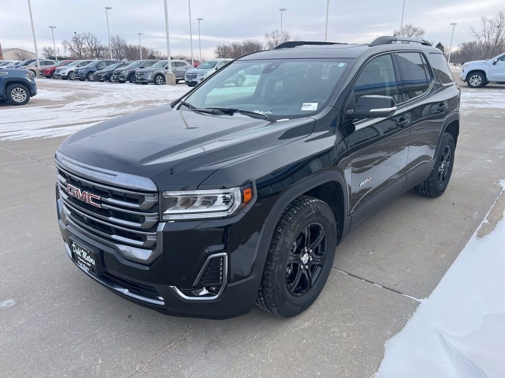 2023 GMC Acadia AT4