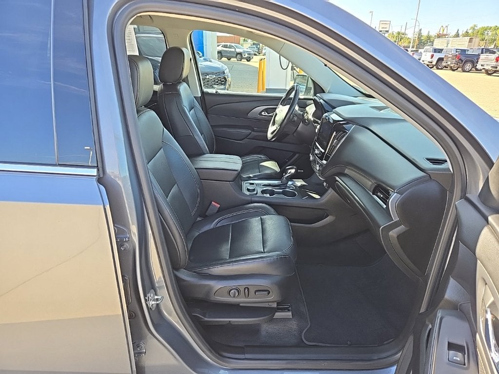 2021 Chevrolet Traverse Premier