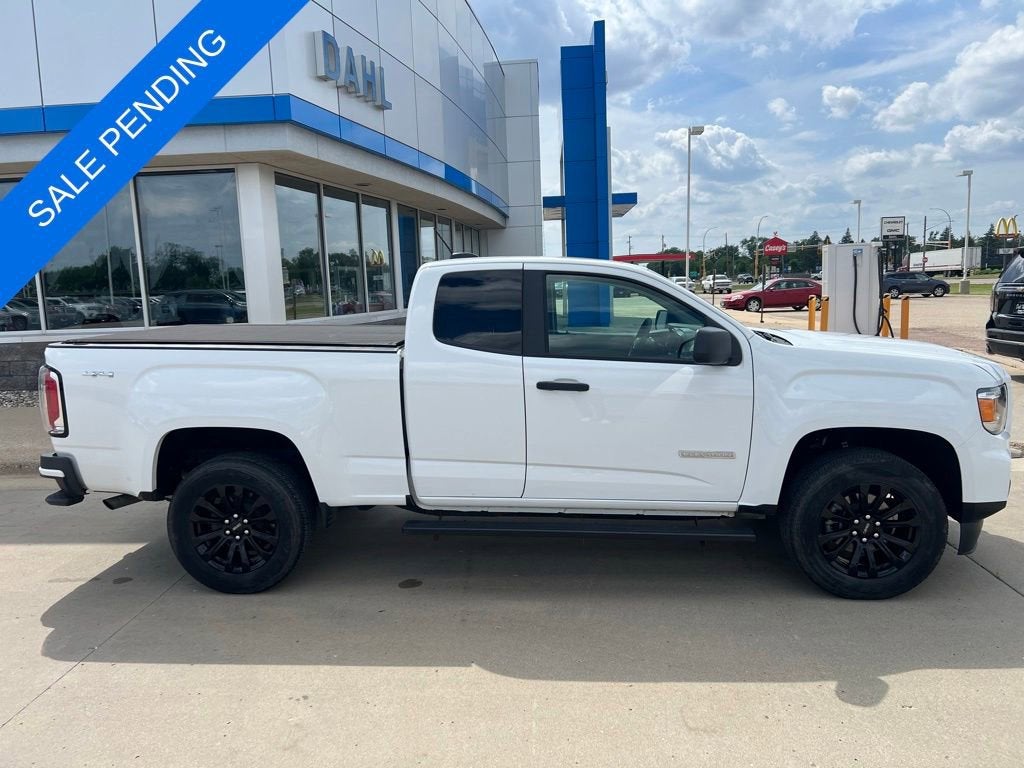 2022 GMC Canyon Elevation Standard