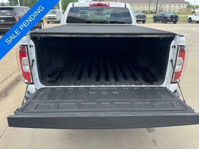 2022 GMC Canyon Elevation Standard