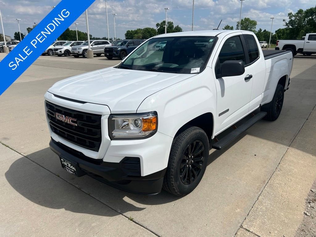 2022 GMC Canyon Elevation Standard