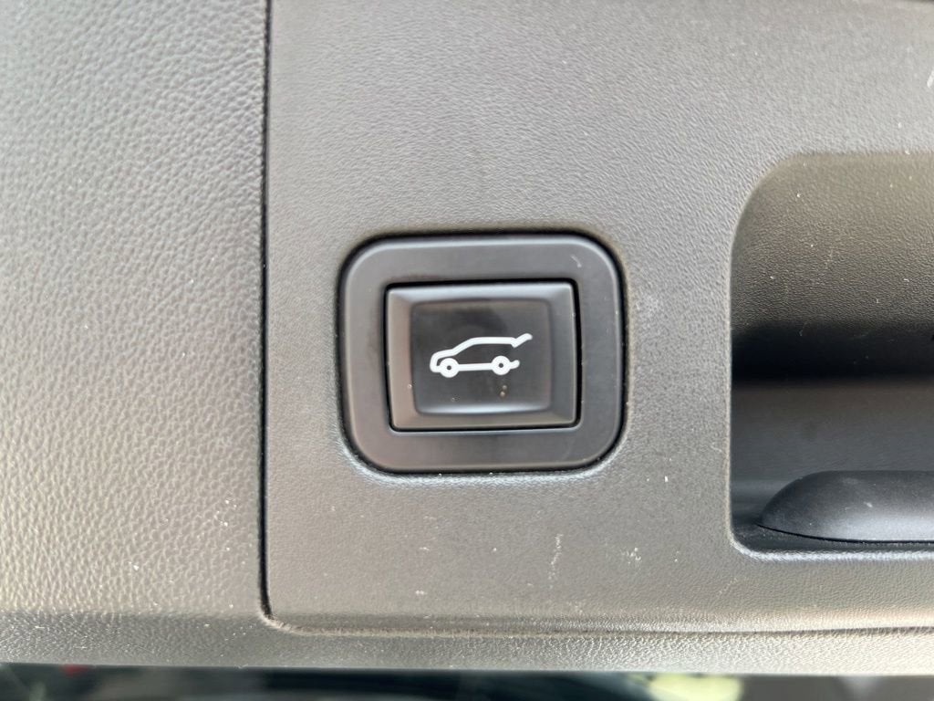 2017 Cadillac XT5 Luxury AWD