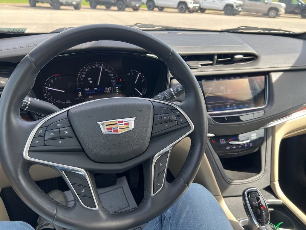 2017 Cadillac XT5 Luxury AWD