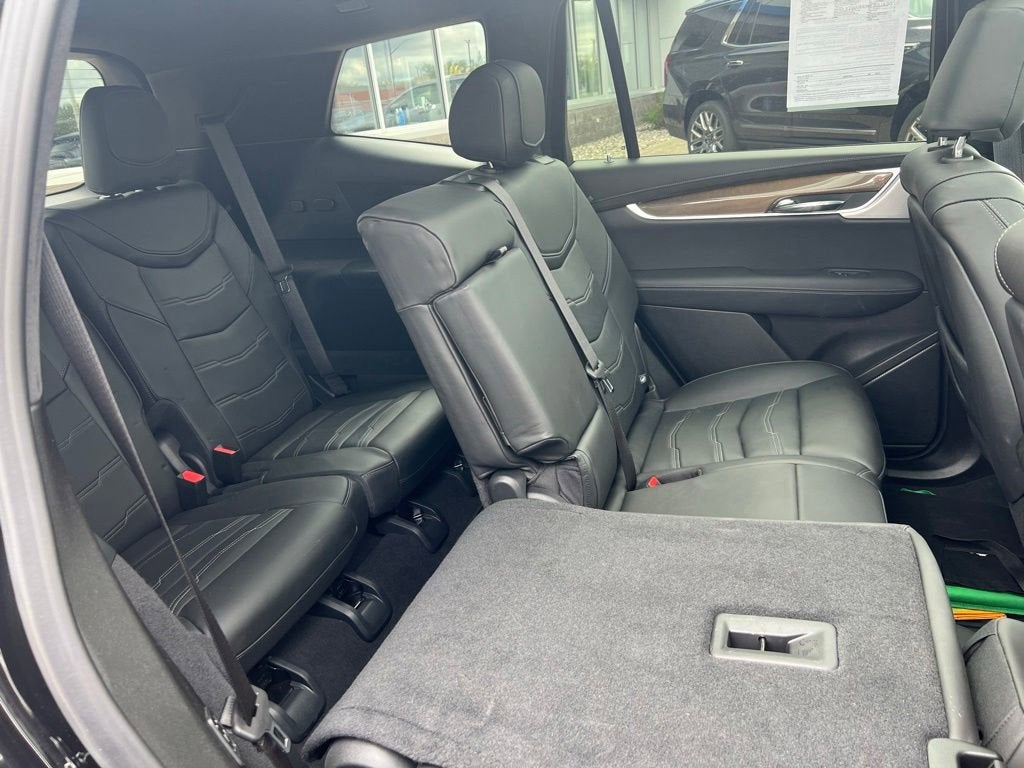 2025 Cadillac XT6 Sport