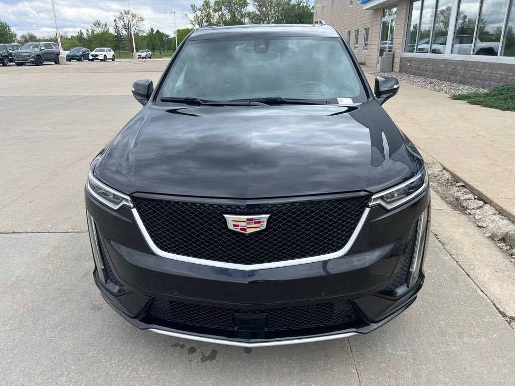 2025 Cadillac XT6 Sport