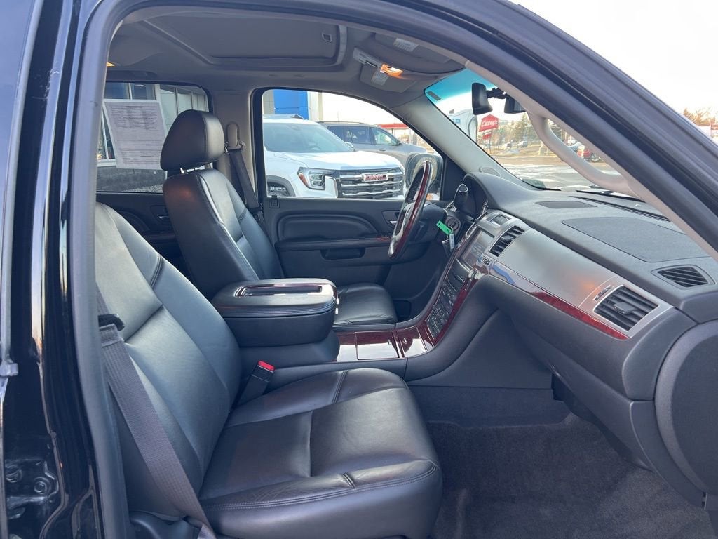 2014 Cadillac Escalade Luxury