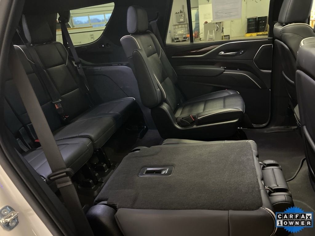 2022 Cadillac Escalade Premium Luxury