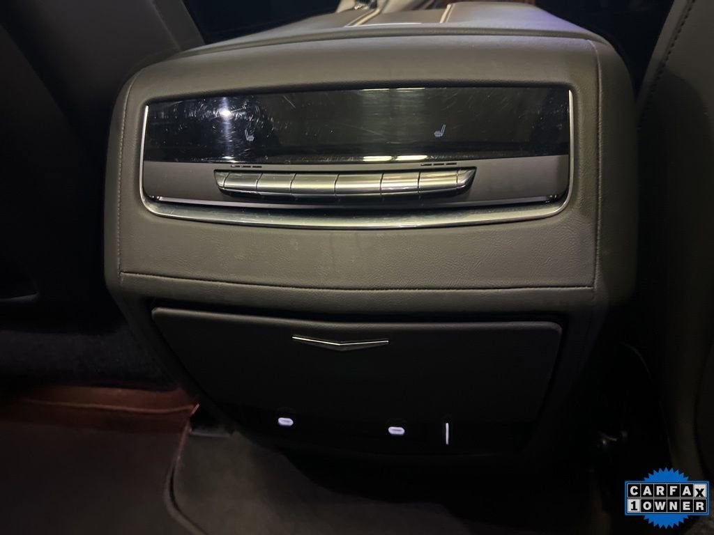 2022 Cadillac Escalade Premium Luxury