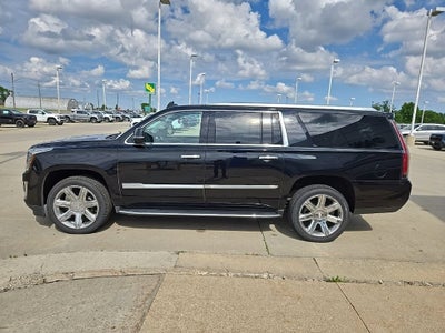 2019 Cadillac Escalade ESV Luxury