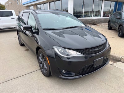 2019 Chrysler Pacifica Touring L Plus