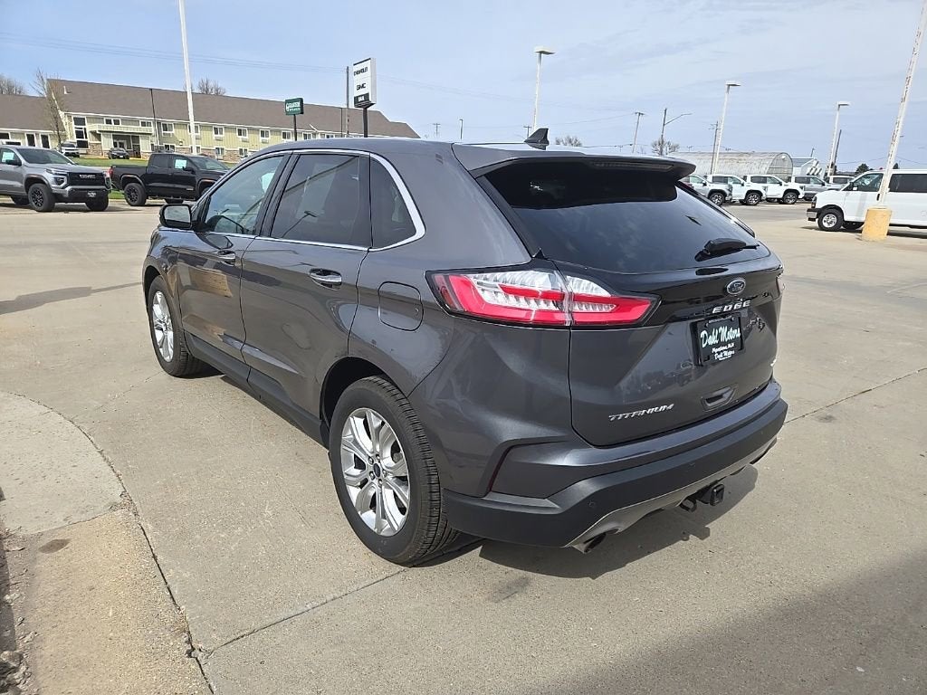 2022 Ford Edge Titanium