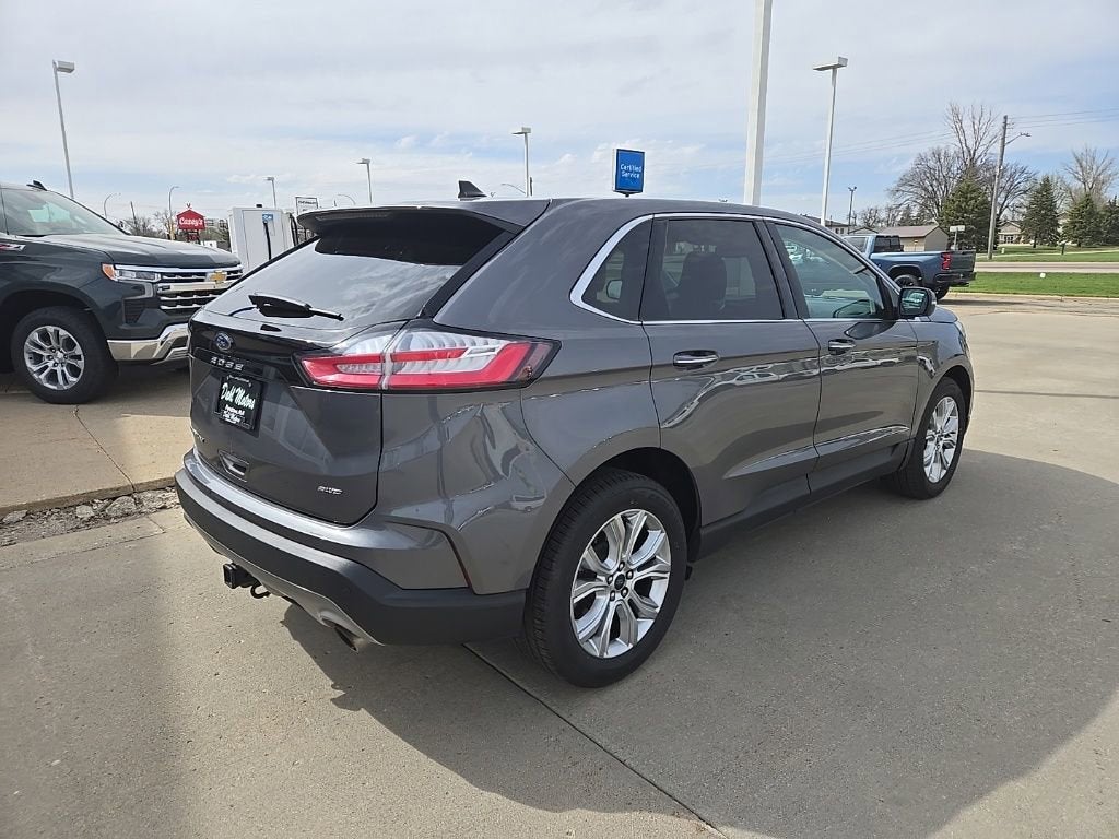 2022 Ford Edge Titanium
