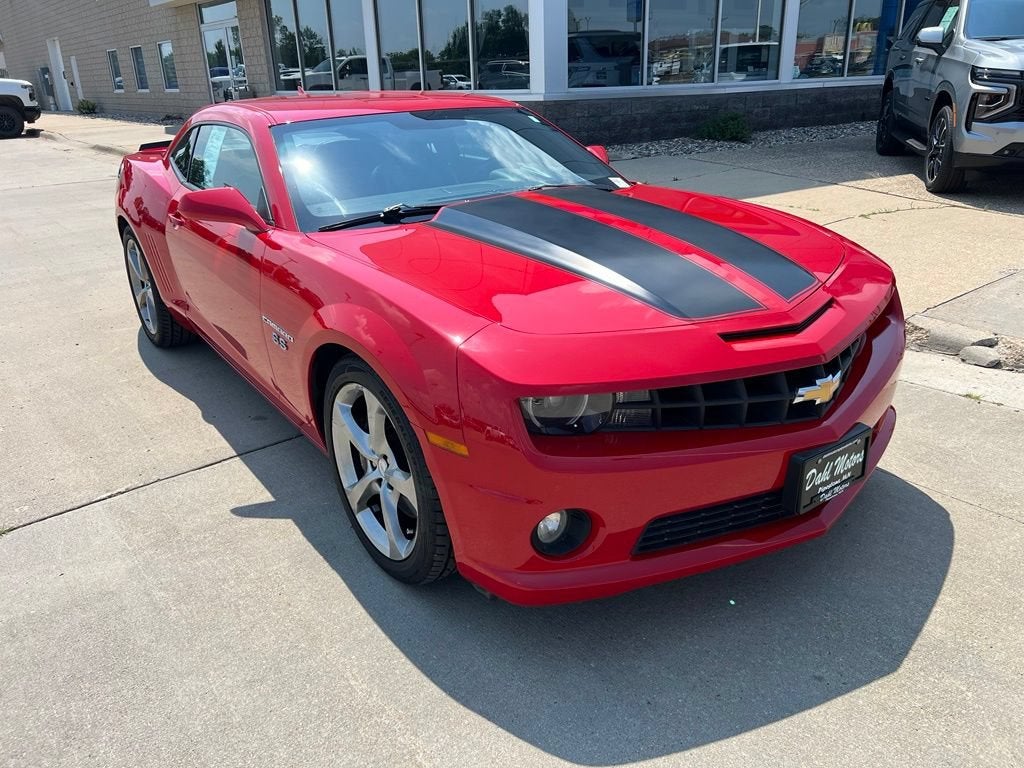 Used 2013 Chevrolet Camaro 2SS with VIN 2G1FK1EJ5D9189244 for sale in Pipestone, Minnesota