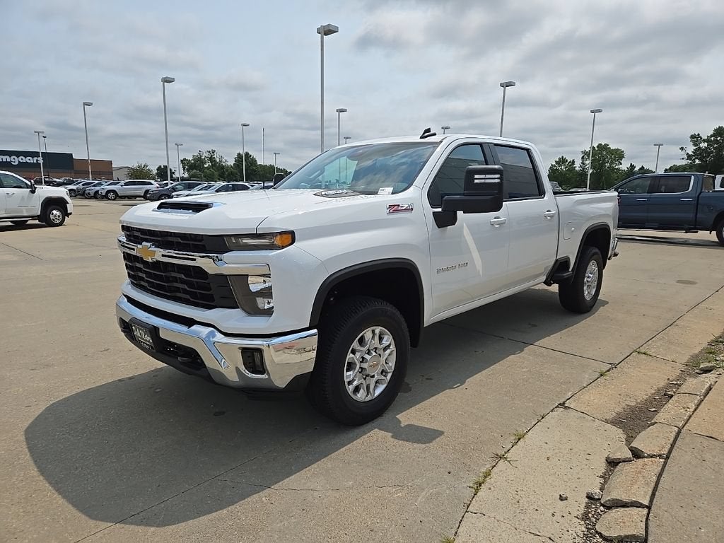 2026 Chevrolet Silverado 2500 HD LT - Photo 4