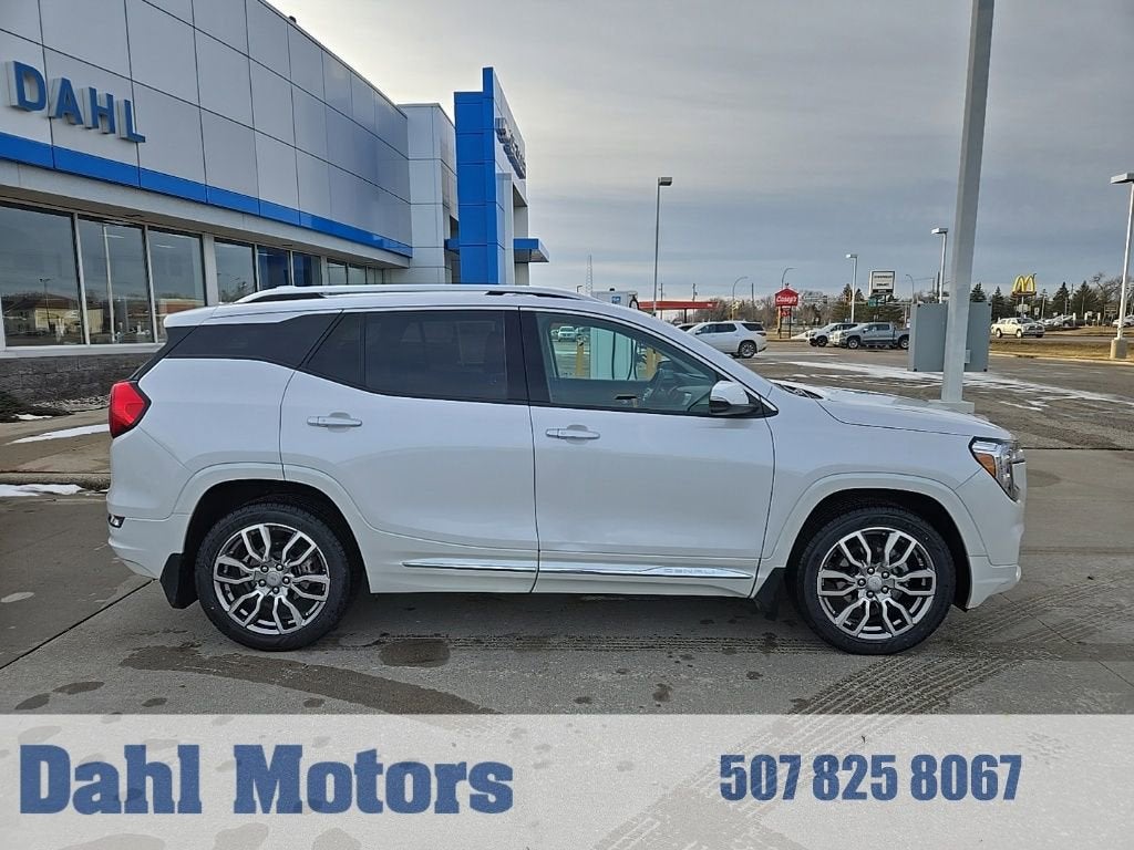 2023 GMC Terrain Denali