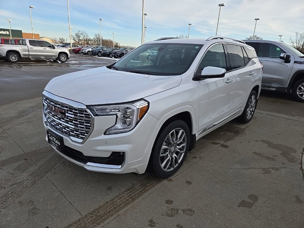 2023 GMC Terrain Denali