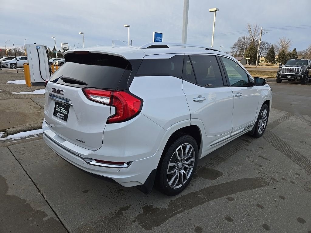 2023 GMC Terrain Denali
