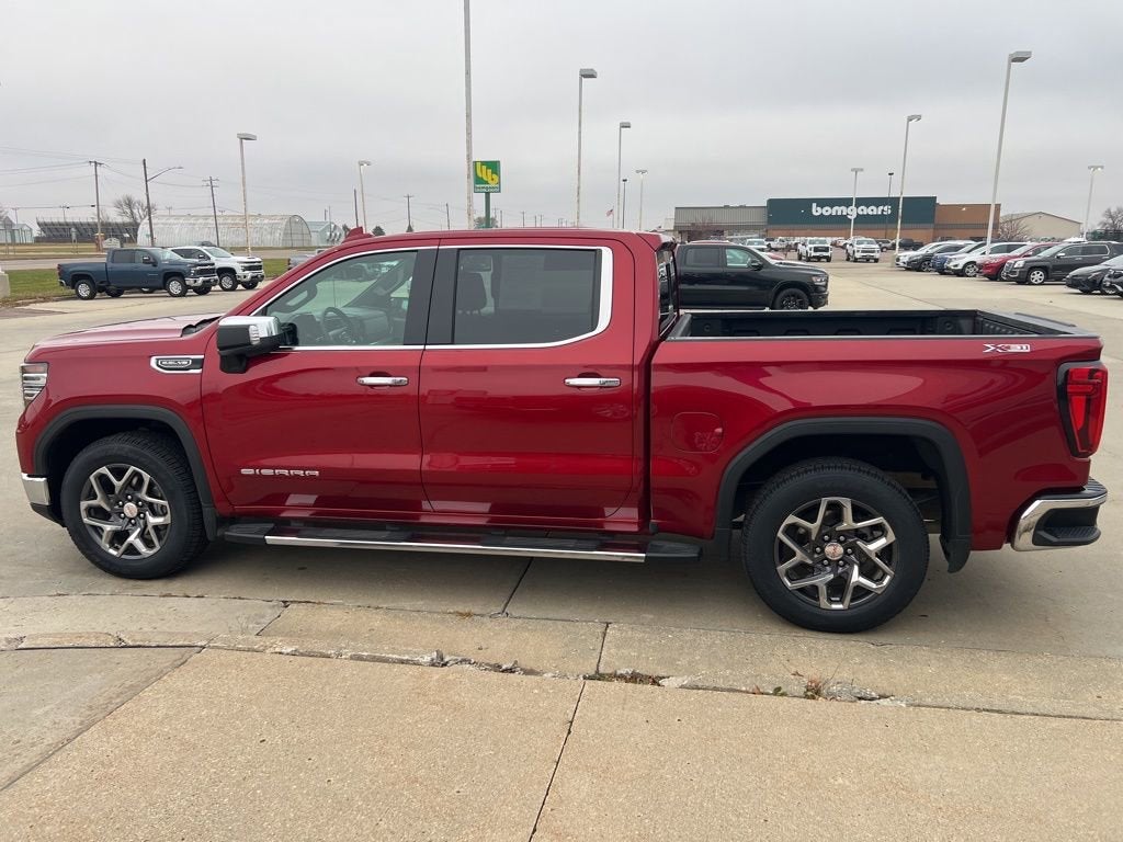 2024 GMC Sierra 1500 SLT