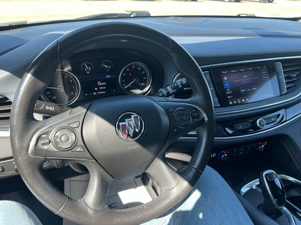 2020 Buick Enclave Essence