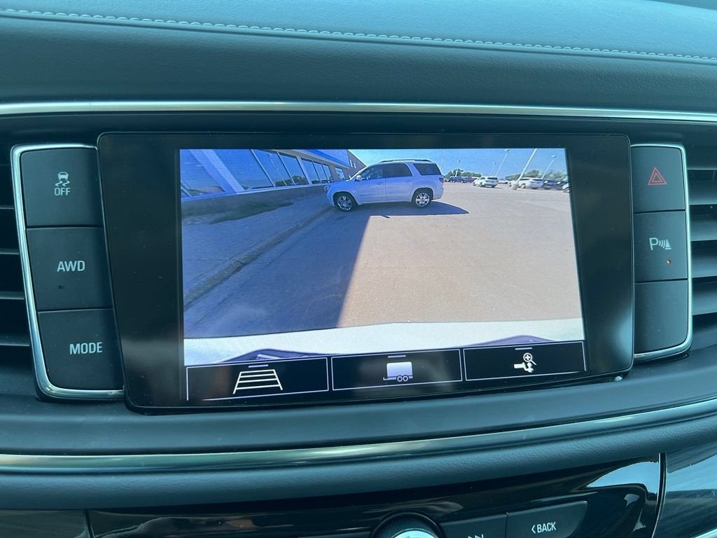 2020 Buick Enclave Essence
