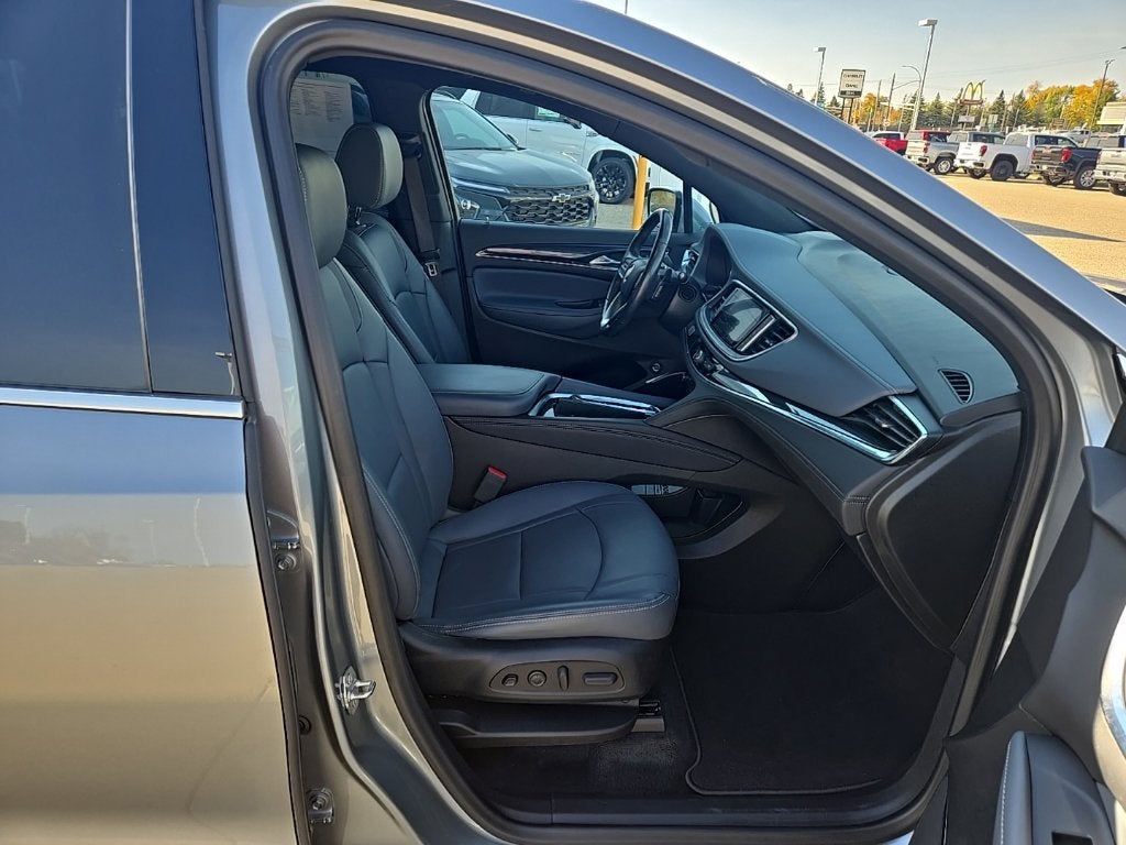 2023 Buick Enclave Premium