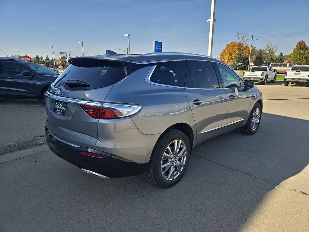 2023 Buick Enclave Premium