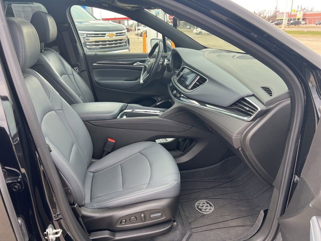 2022 Buick Enclave Premium