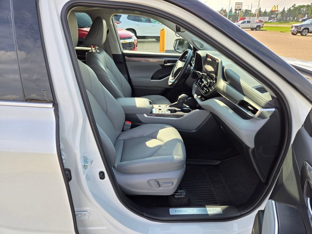 2023 Toyota Highlander Hybrid Limited