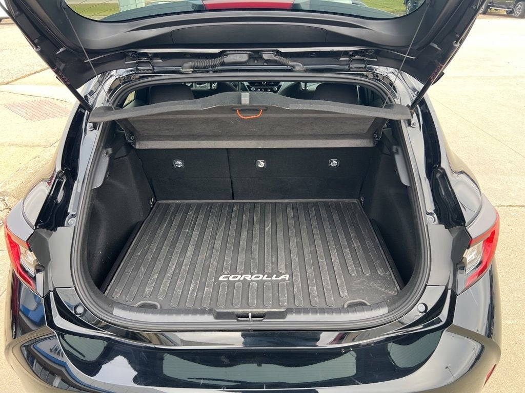 2024 Toyota Corolla Hatchback SE