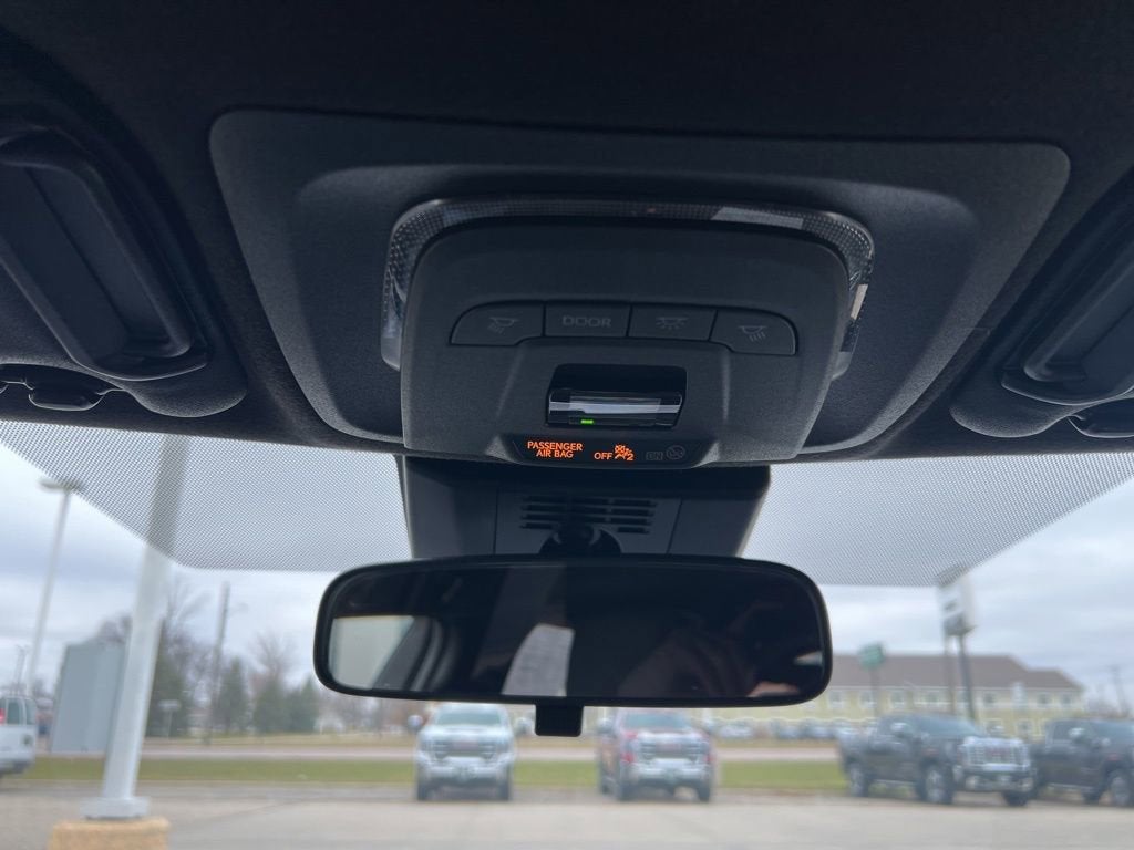 2024 Toyota Corolla Hatchback SE